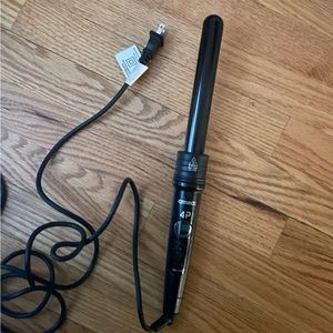 Amika 4pc Interchangeable Barrel Wand